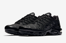Load image into Gallery viewer, Nike Air Max Plus Triple Black
