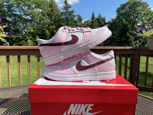 Load image into Gallery viewer, NIKE Dunk Low GS 'Valentine's Day'
