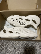 Load image into Gallery viewer, Adidas Yeezy Foam RNNR Sand
