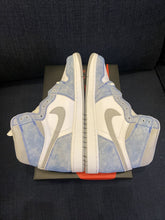 Load image into Gallery viewer, Jordan 1 Retro High OG Hyper Royal
